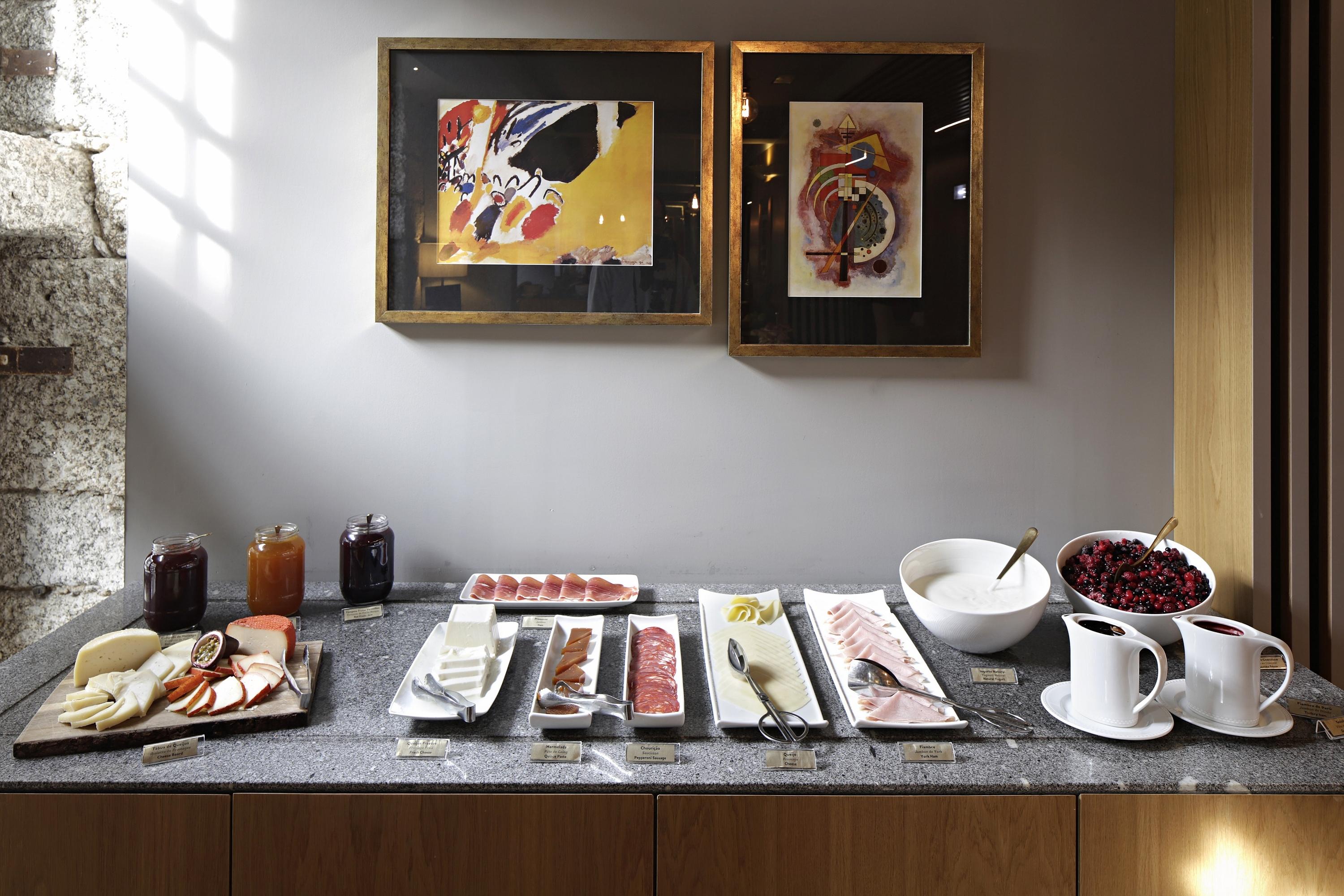 Eurostars Santa Luzia Hotel Guimarães Buitenkant foto